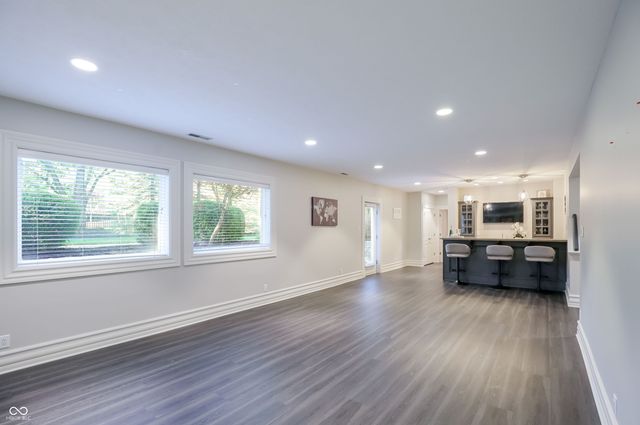 1013 Pine Hill Way, Carmel, IN 46032