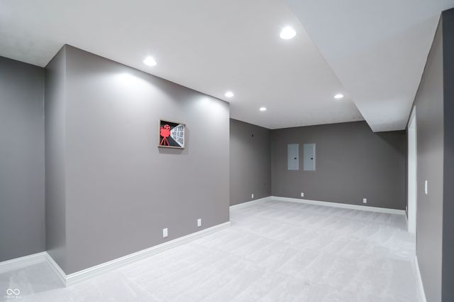 1013 Pine Hill Way, Carmel, IN 46032