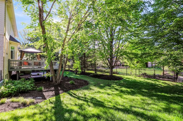 1013 Pine Hill Way, Carmel, IN 46032