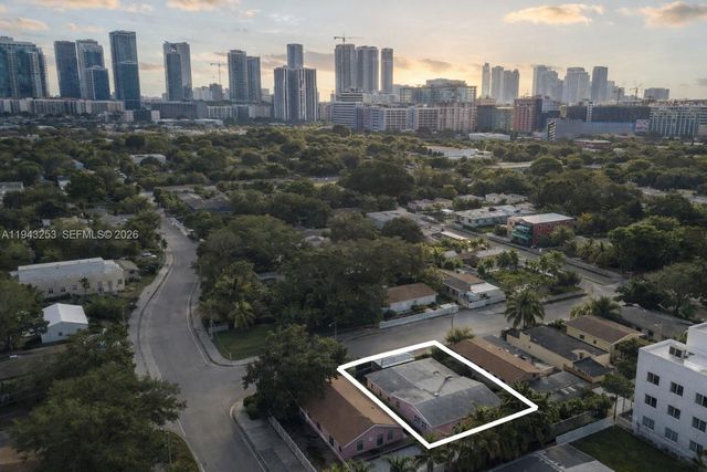 3240 NW 3rd Avenue, Miami, FL 33127