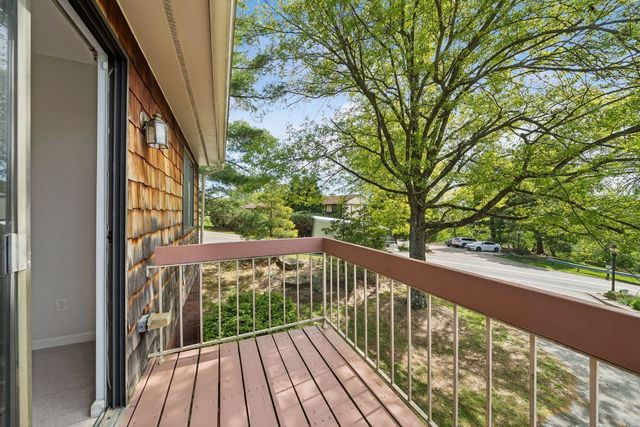 2785 Bingham DRIVE, Upper St Clair, PA 15241