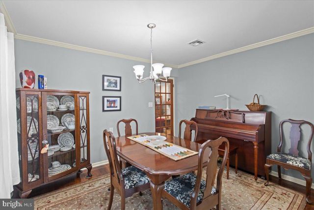 32 BUCKINGHAM DR, Southampton, NJ 08088