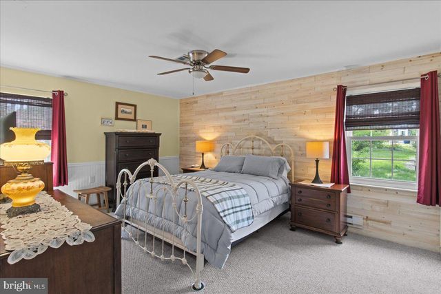 32 BUCKINGHAM DR, Southampton, NJ 08088