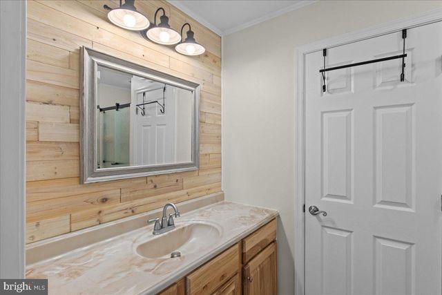 32 BUCKINGHAM DR, Southampton, NJ 08088