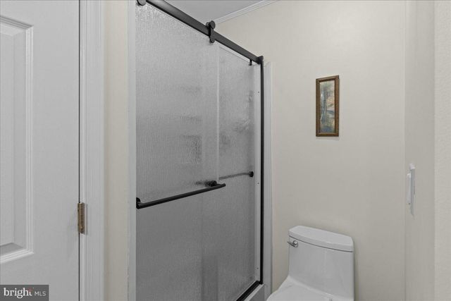 32 BUCKINGHAM DR, Southampton, NJ 08088