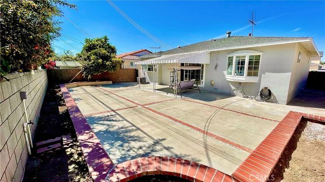11652 Faculty Dr, Norwalk, CA 90650