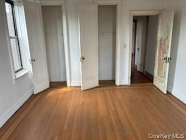 160-15 Powells Cove Boulevard E301, Beechhurst, NY 11357