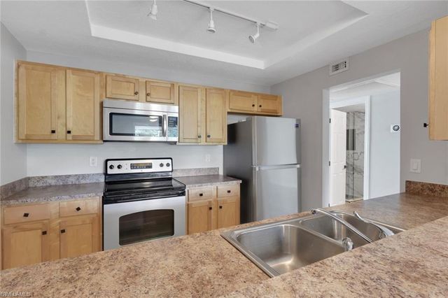 3322 N Key DR 3, North Fort Myers, FL 33903