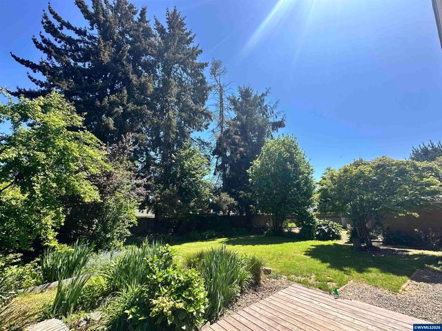 4033 NE Morning St, Corvallis, OR 97330