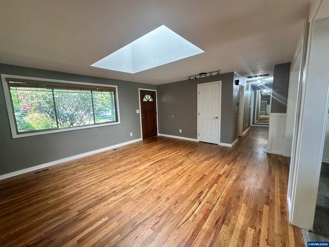 4033 NE Morning St, Corvallis, OR 97330