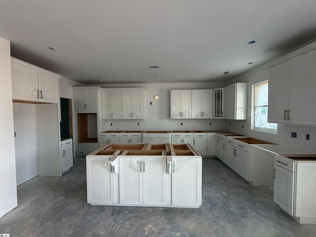 404 Ladybug Lane, Anderson, SC 29621