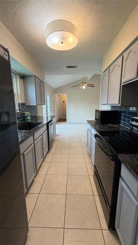 1808 Dolphin Drive, Seabrook, TX 77586