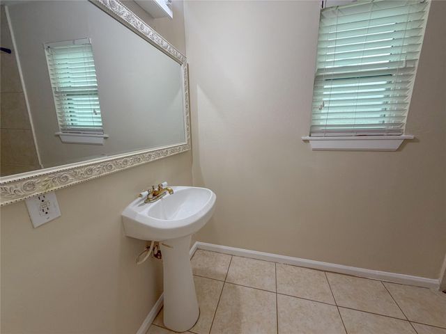 1808 Dolphin Drive, Seabrook, TX 77586