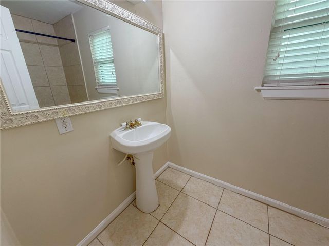 1808 Dolphin Drive, Seabrook, TX 77586