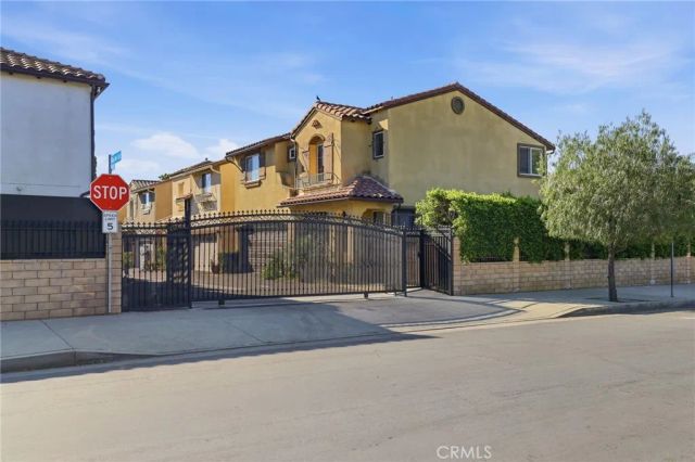 11379 Villa Del Sol, Pacoima, CA 91331