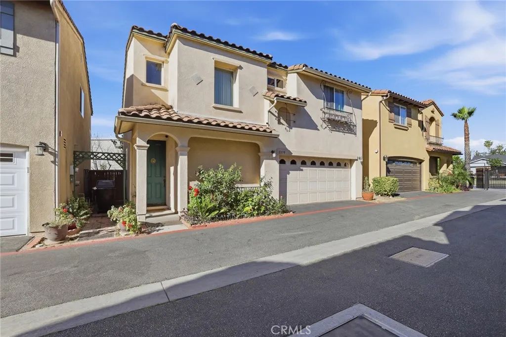 11379 Villa Del Sol, Pacoima, CA 91331