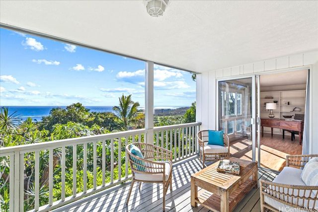 1460 Kamole Street, Honolulu, HI 96821