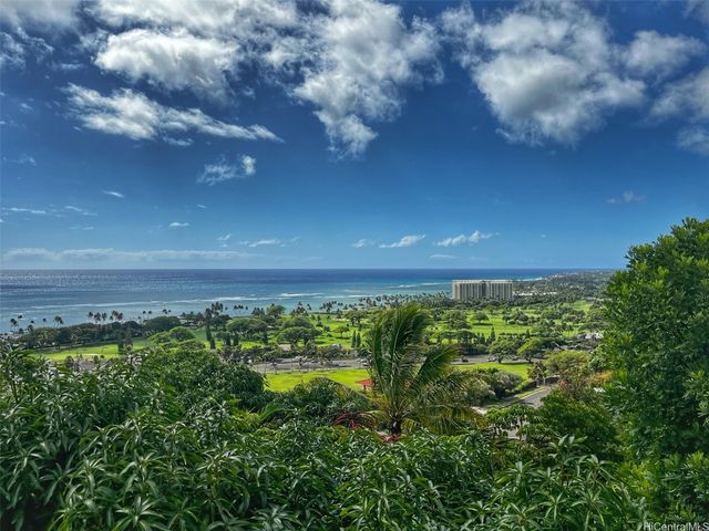 1460 Kamole Street, Honolulu, HI 96821