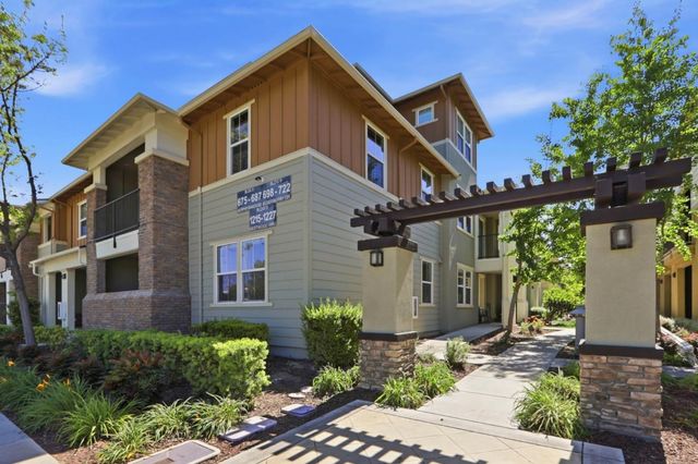 702 Elderberry Drive, Milpitas, CA 95035