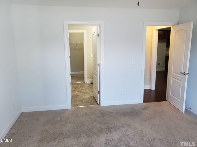 240 Oxfordshire Drive, Fuquay Varina, NC 27526