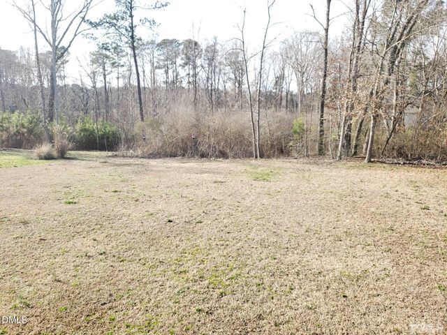 240 Oxfordshire Drive, Fuquay Varina, NC 27526