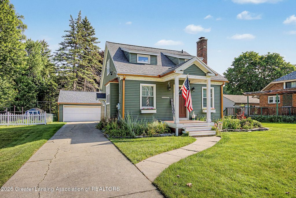 4610 Elizabeth Road, Lansing, MI 48917