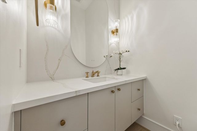 2526 Southgate Boulevard, Houston, TX 77030