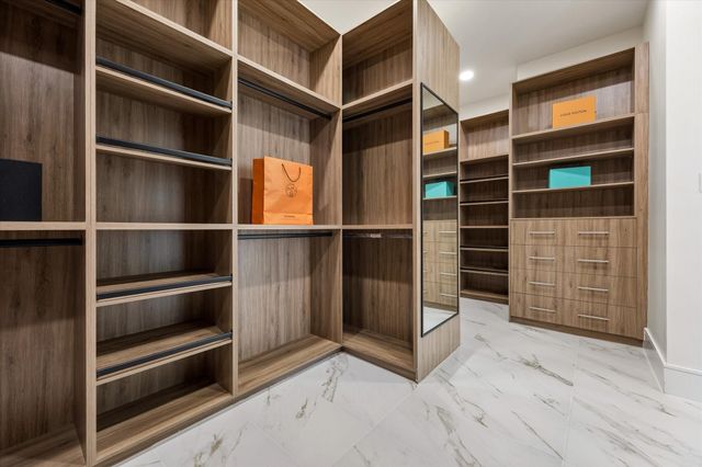 2526 Southgate Boulevard, Houston, TX 77030