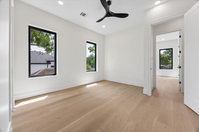 2526 Southgate Boulevard, Houston, TX 77030