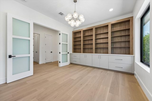 2526 Southgate Boulevard, Houston, TX 77030