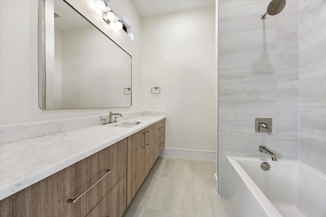 2526 Southgate Boulevard, Houston, TX 77030