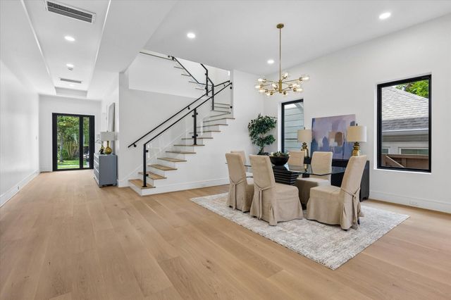 2526 Southgate Boulevard, Houston, TX 77030