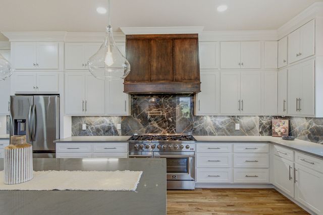 4940 Albert Fentress Rd, Greenbrier, TN 37073