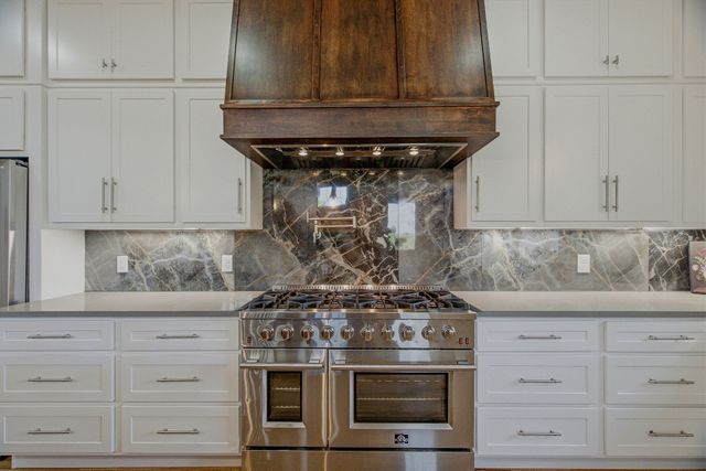 4940 Albert Fentress Rd, Greenbrier, TN 37073