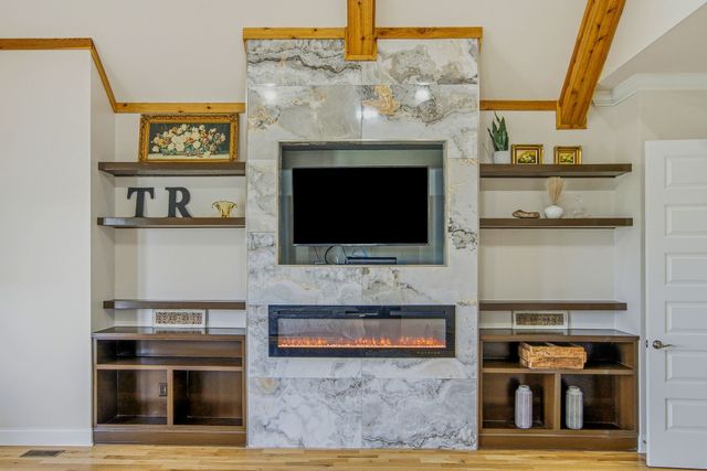 4940 Albert Fentress Rd, Greenbrier, TN 37073