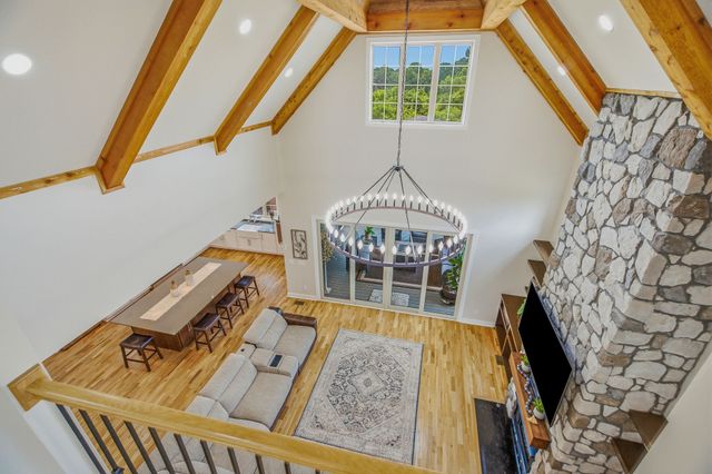 4940 Albert Fentress Rd, Greenbrier, TN 37073
