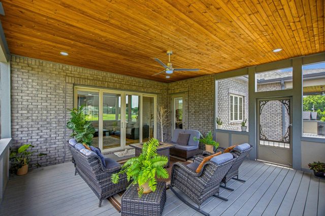 4940 Albert Fentress Rd, Greenbrier, TN 37073