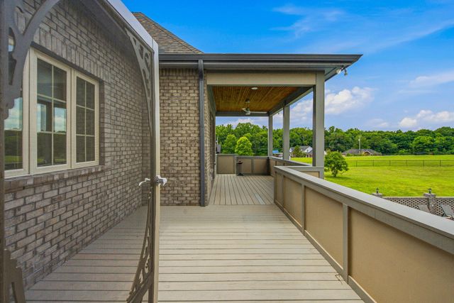 4940 Albert Fentress Rd, Greenbrier, TN 37073