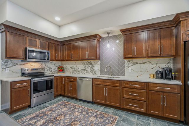 4940 Albert Fentress Rd, Greenbrier, TN 37073
