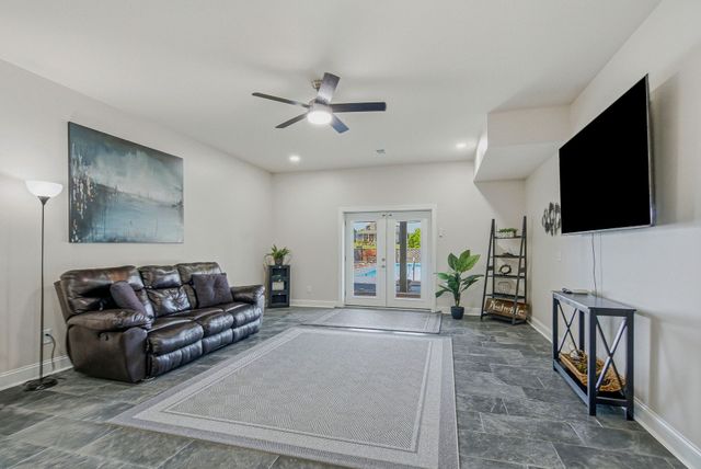 4940 Albert Fentress Rd, Greenbrier, TN 37073
