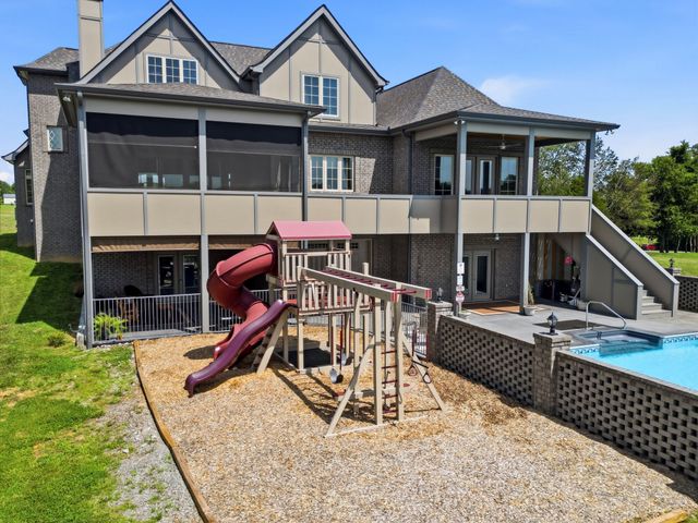 4940 Albert Fentress Rd, Greenbrier, TN 37073