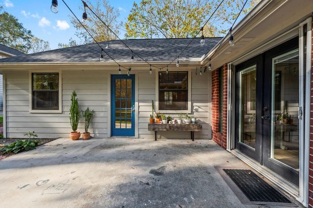 8623 Miller Road, Magnolia, TX 77354