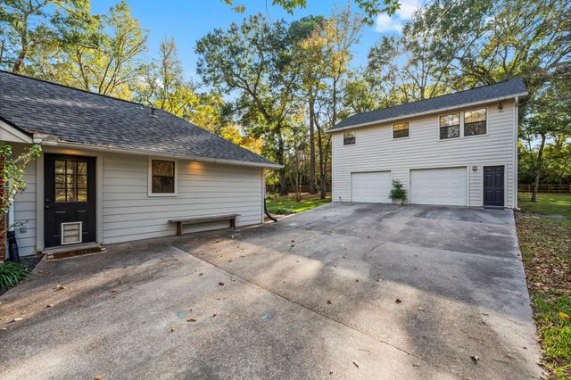 8623 Miller Road, Magnolia, TX 77354