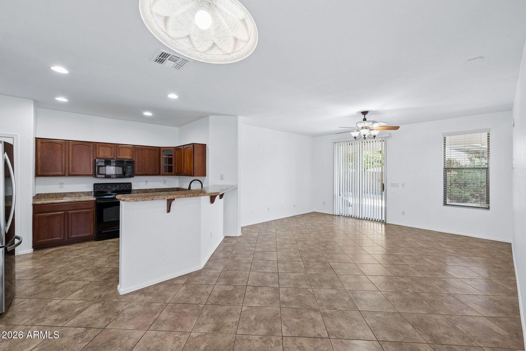 Image 14 of property listing at 4414 W ST KATERI Drive, Laveen, AZ 85339