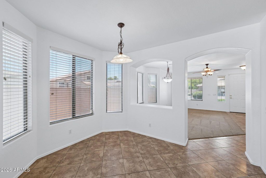 Image 8 of property listing at 4414 W ST KATERI Drive, Laveen, AZ 85339