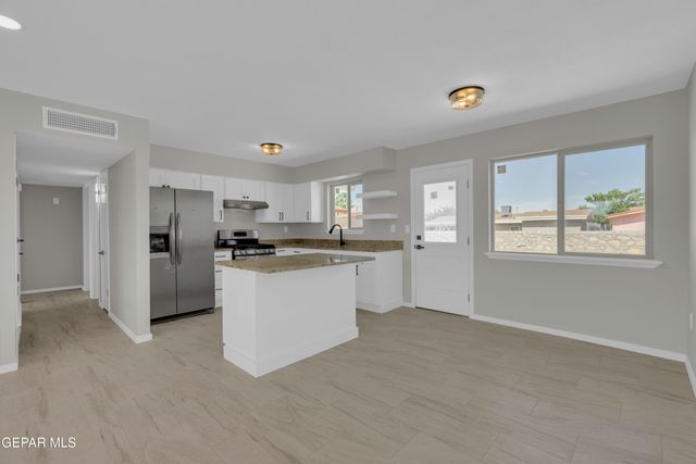 9317 SORBONNE Drive, El Paso, TX 79907