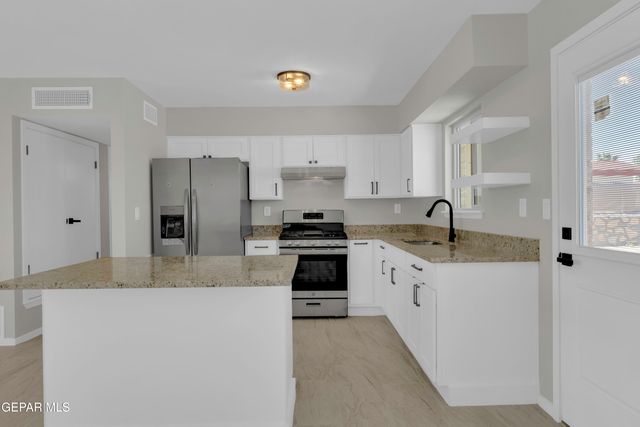 9317 SORBONNE Drive, El Paso, TX 79907