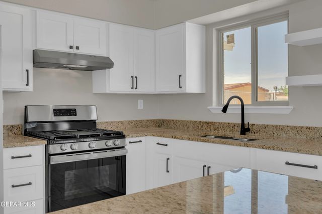 9317 SORBONNE Drive, El Paso, TX 79907