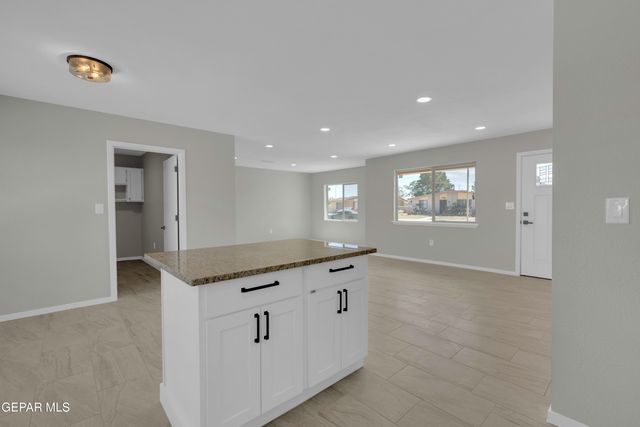 9317 SORBONNE Drive, El Paso, TX 79907