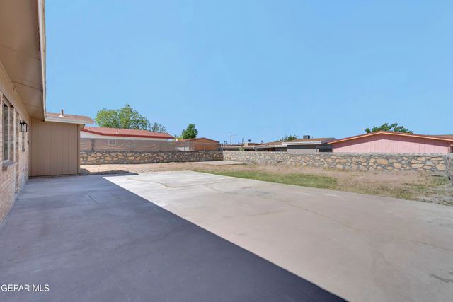 9317 SORBONNE Drive, El Paso, TX 79907